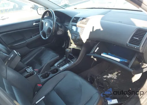 2004 Honda Accord 2.4 Ex z USA, uszkodzony, nr VIN 1HGCM56804A036672